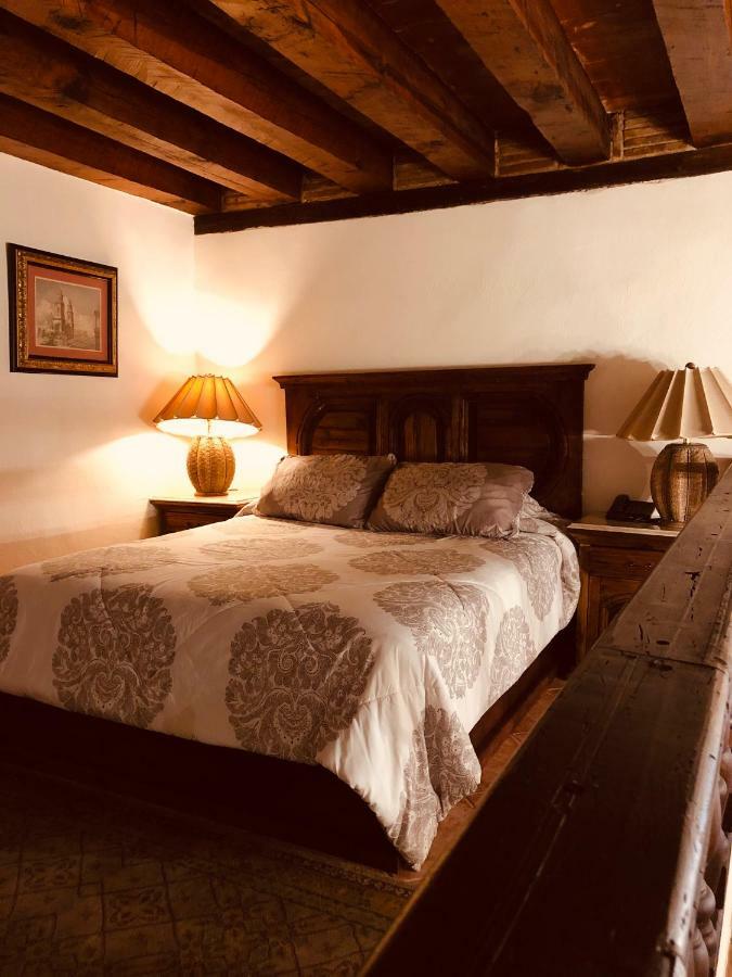 Casa Eugenia Hotel Morelia Exterior photo
