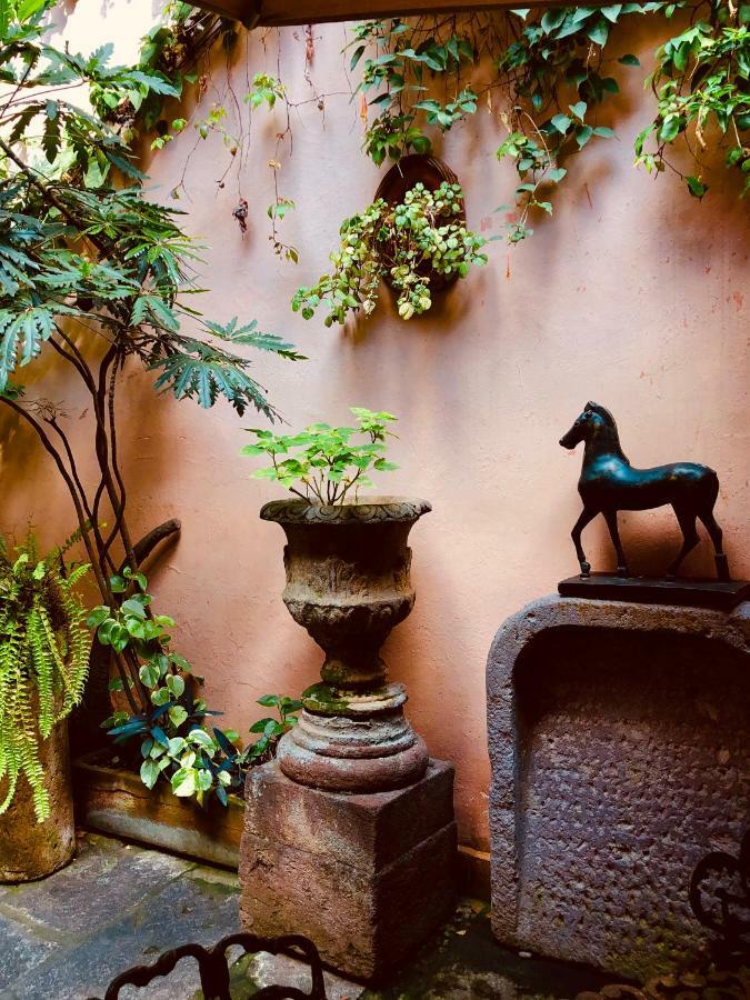 Casa Eugenia Hotel Morelia Exterior photo