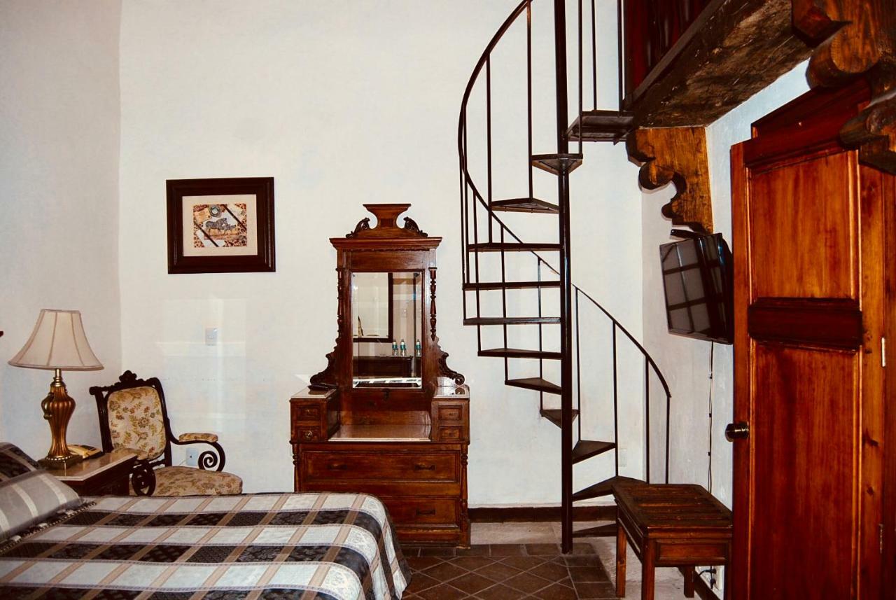 Casa Eugenia Hotel Morelia Exterior photo