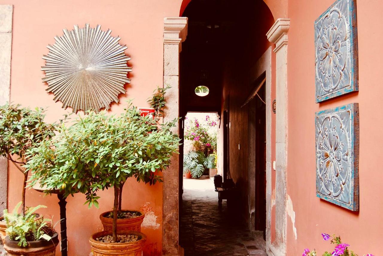 Casa Eugenia Hotel Morelia Exterior photo